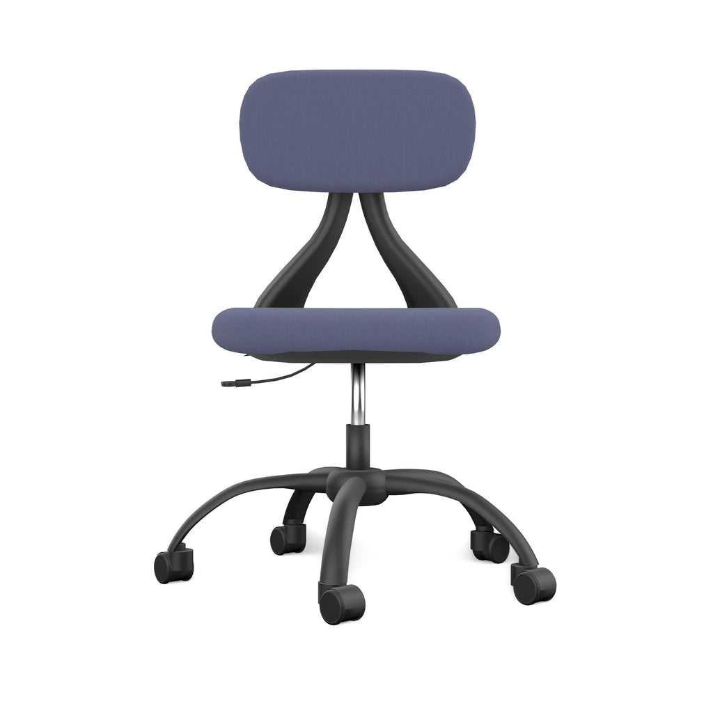 Chaise de bureau ensoleillée