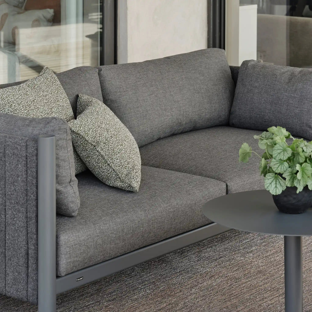 BRAD 2-Seater Outdoor Sofa in Anthracite - BRAFAB | Milola