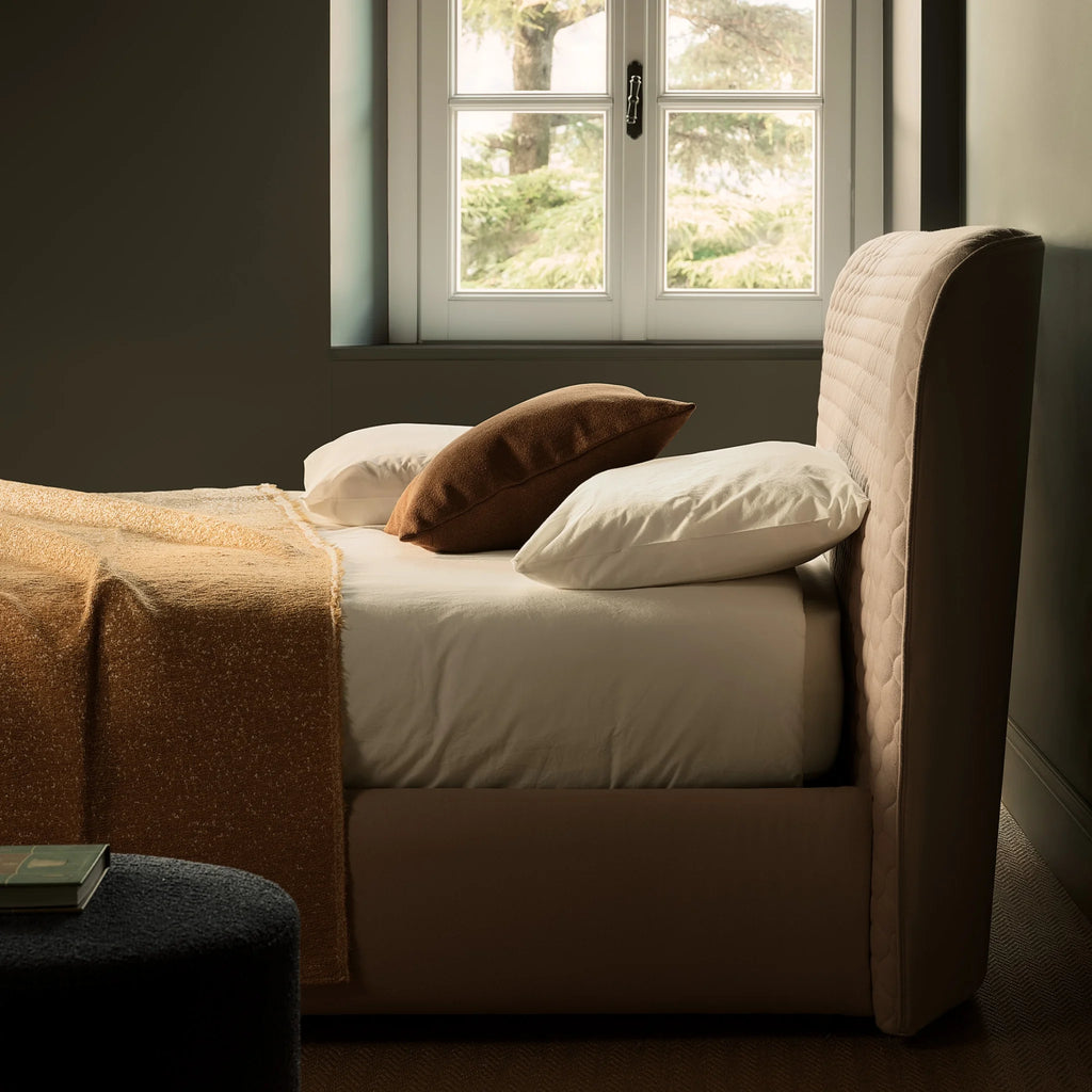 COROLLE Bed - Upholstered Bed - Bolzan | Milola