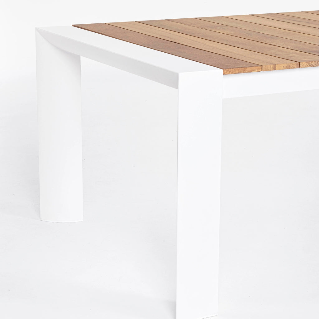 CAMERON Extendable Teak Outdoor Dining Table  in White - Bizzotto | Milola