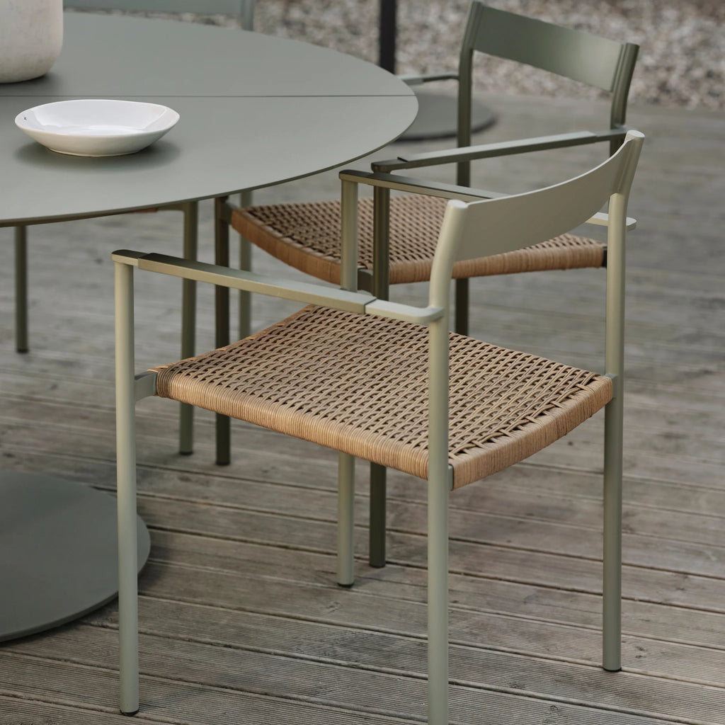 PEACE Outdoor Dining Set in Anthracite/Natural - BRAFAB | Milola