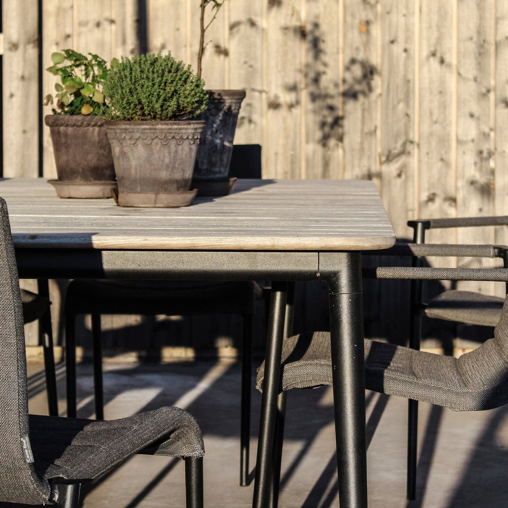 CORE - Outdoor Dining Armchair - Stackable - Cane-Line | Milola